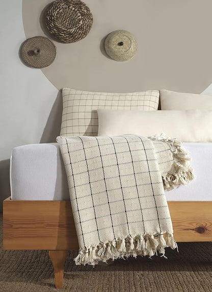 Cosy Throw & Blanket - White