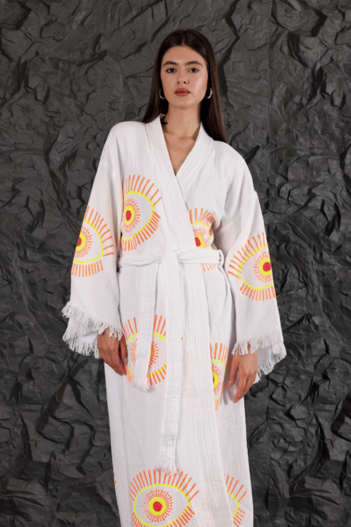 Red Eye Robe/Kimono